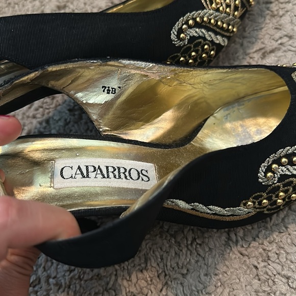Capparo’s Vintage matching purse and heels set - Picture 8 of 9